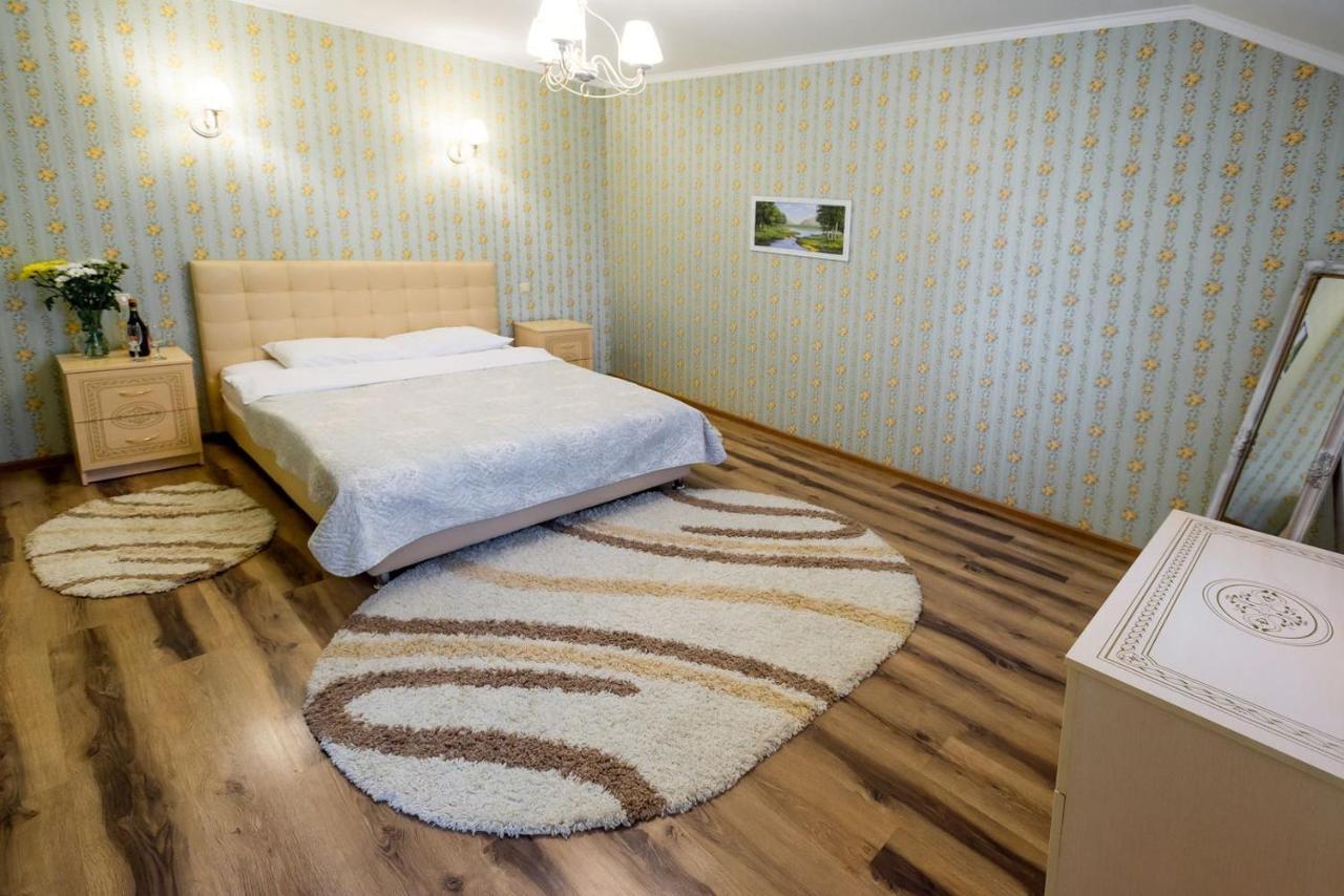 Guest House Shale Vinnytsia Bagian luar foto