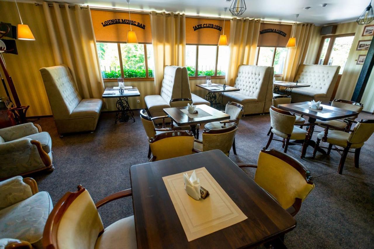 Guest House Shale Vinnytsia Bagian luar foto