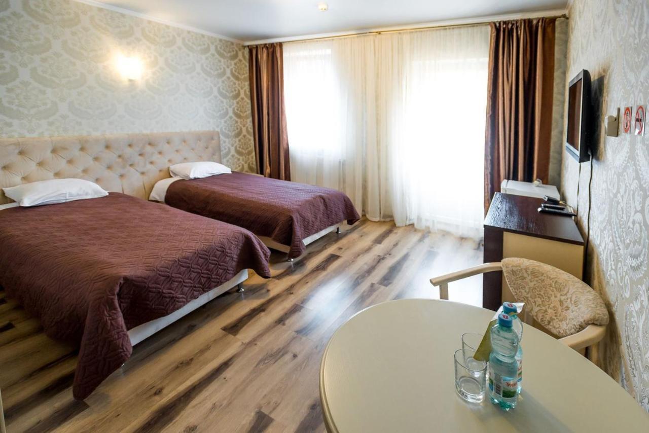 Guest House Shale Vinnytsia Bagian luar foto